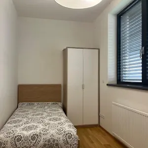 Apartament Holesovice,balkon,garaz, Praga